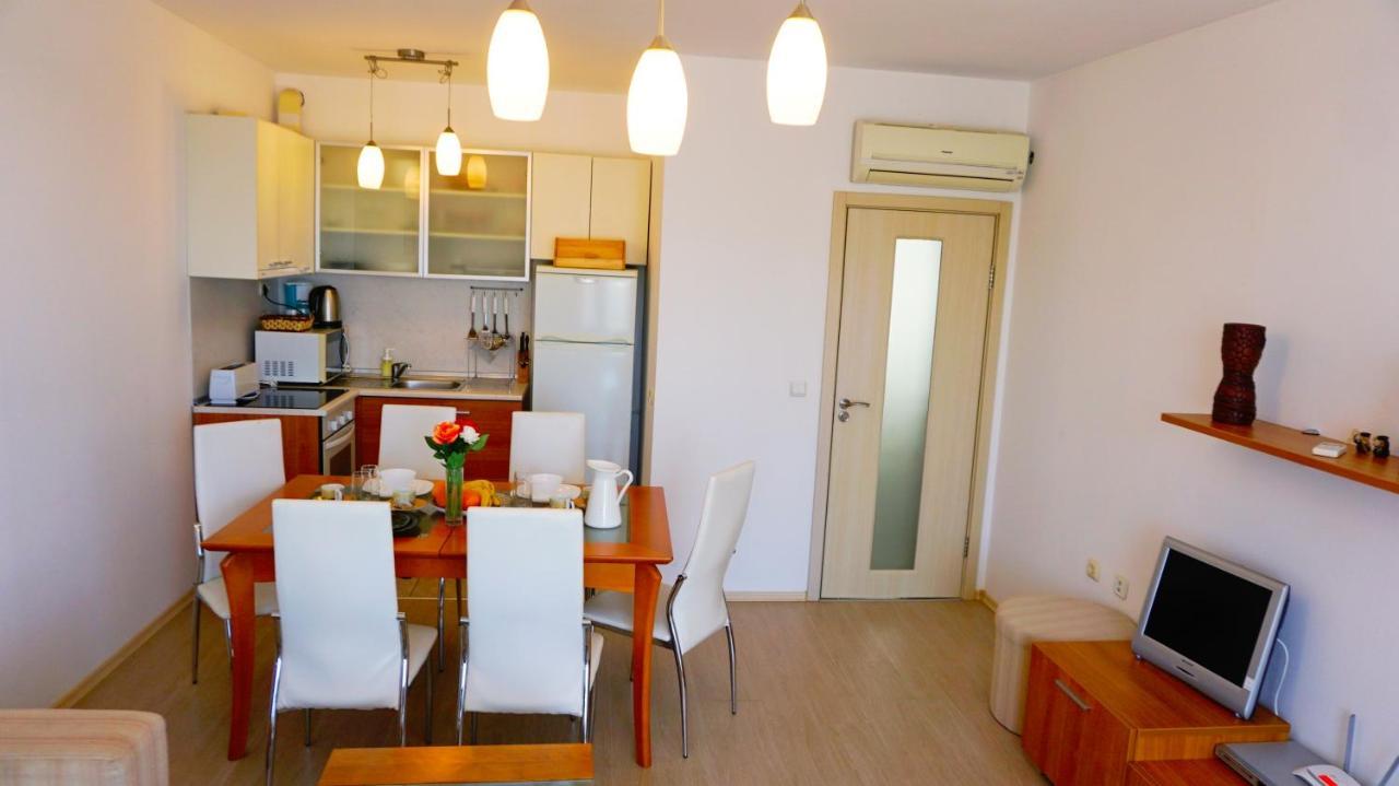 Apartment Marina Residence - Апартамент Марина Резидънс Kavarna Dış mekan fotoğraf