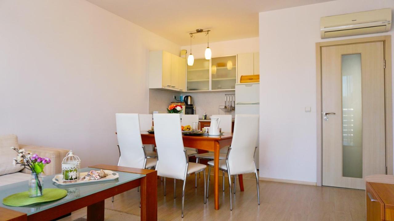 Apartment Marina Residence - Апартамент Марина Резидънс Kavarna Dış mekan fotoğraf