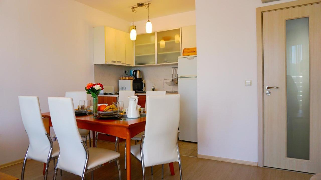 Apartment Marina Residence - Апартамент Марина Резидънс Kavarna Dış mekan fotoğraf